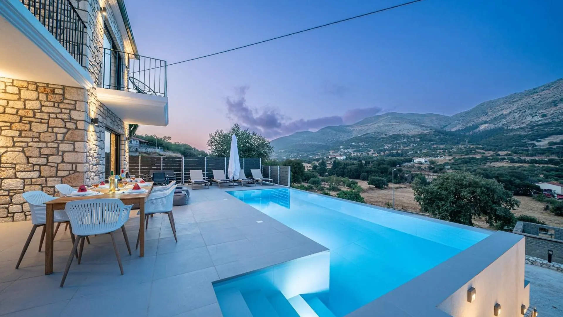 Brand New Stone Villa Aris !! Divarata 0*,  Greece